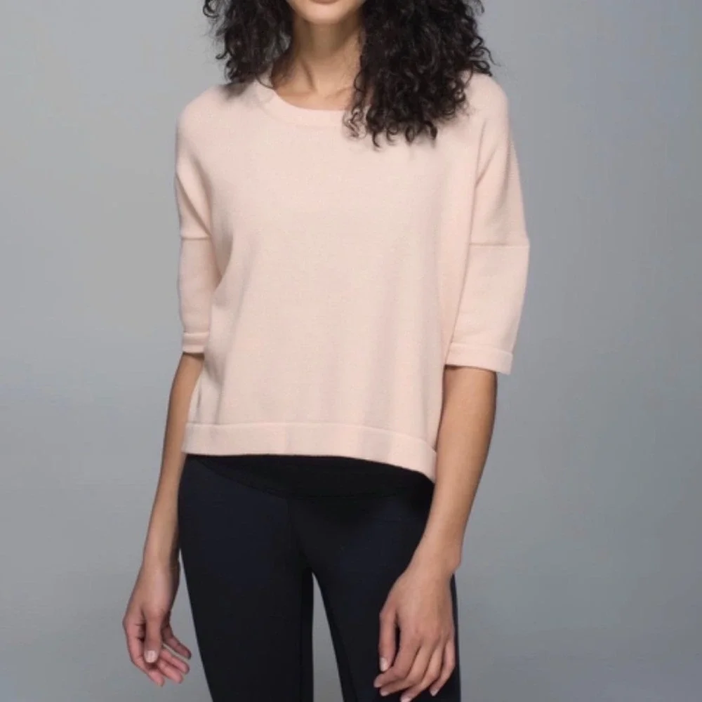 Lululemon Bhakti Reality‎ Short Sleeve Top Women's Large Pink Knit Relaxed Fit